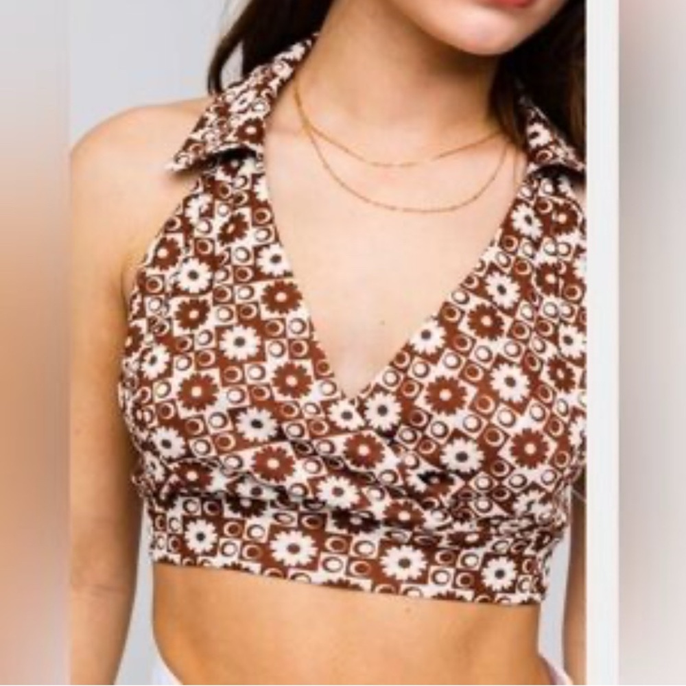 LE LIS Brown and White Patterned BraTop